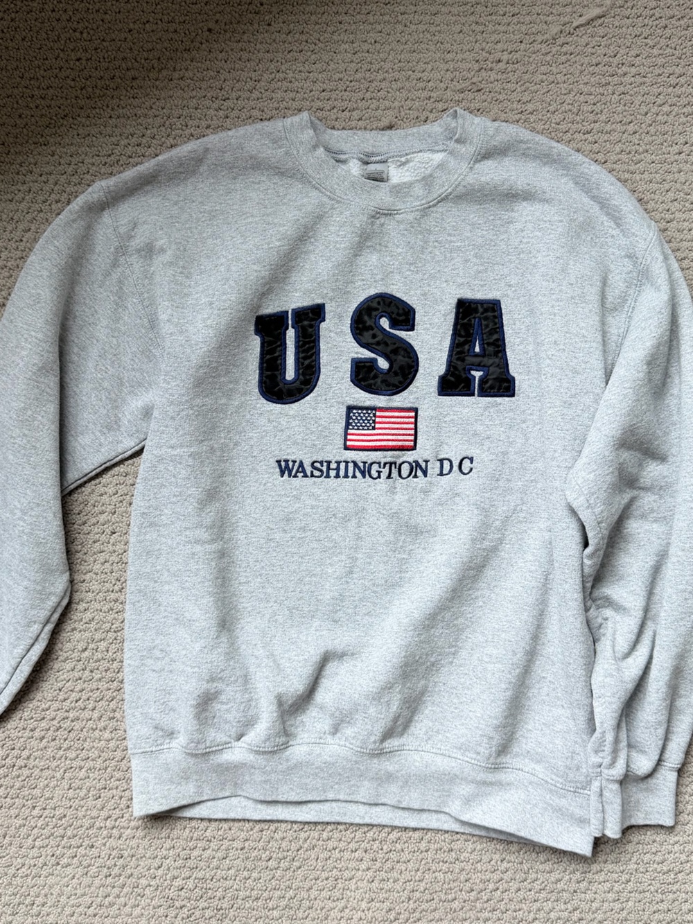 Gildan Light Gray Fleece Crewneck Sweatshirt